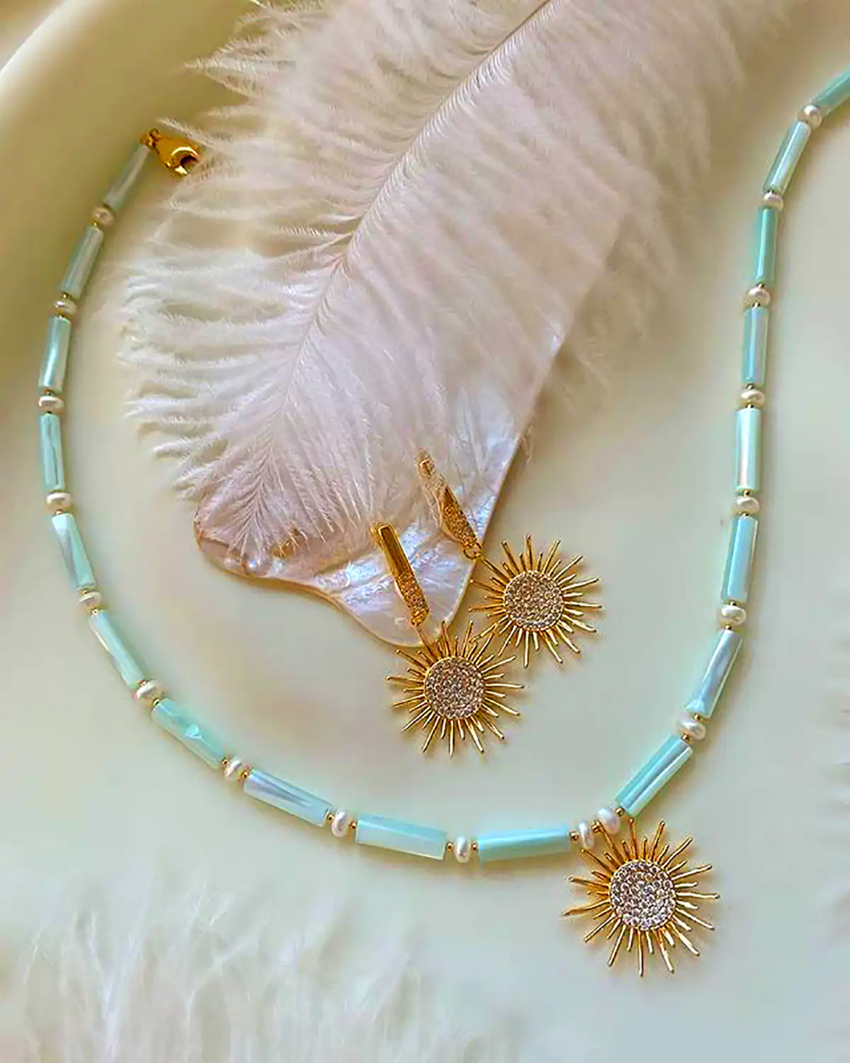 گردنبند مدرن و خاص سنگی