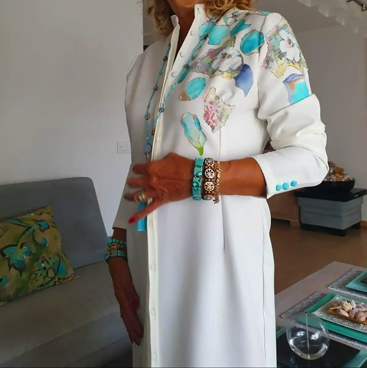کت سفید مزونی