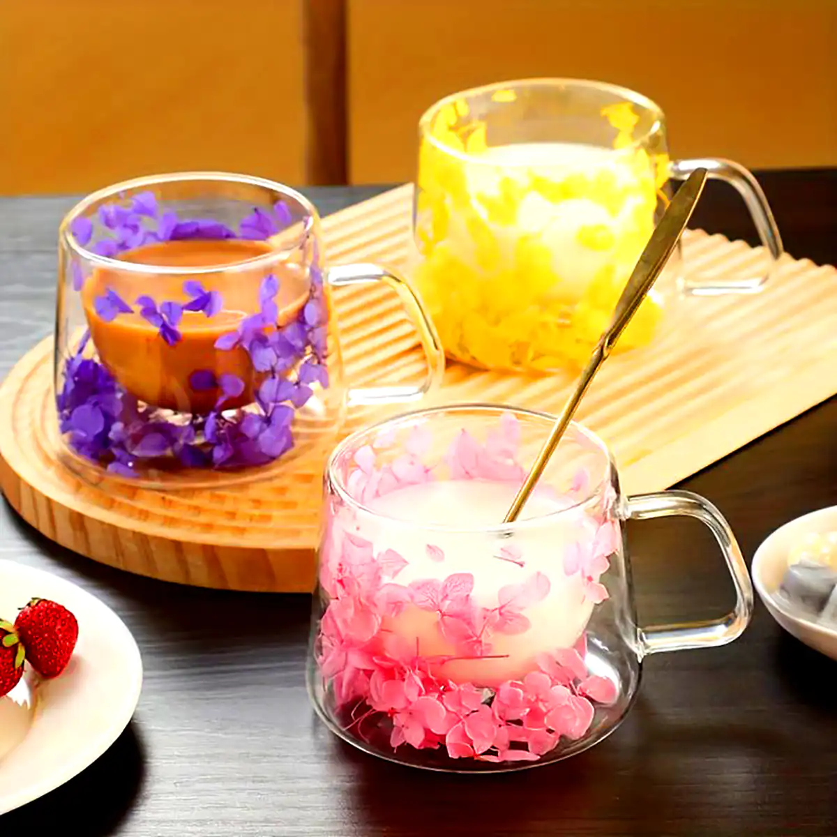 ماگ شیشه ای دوجداره