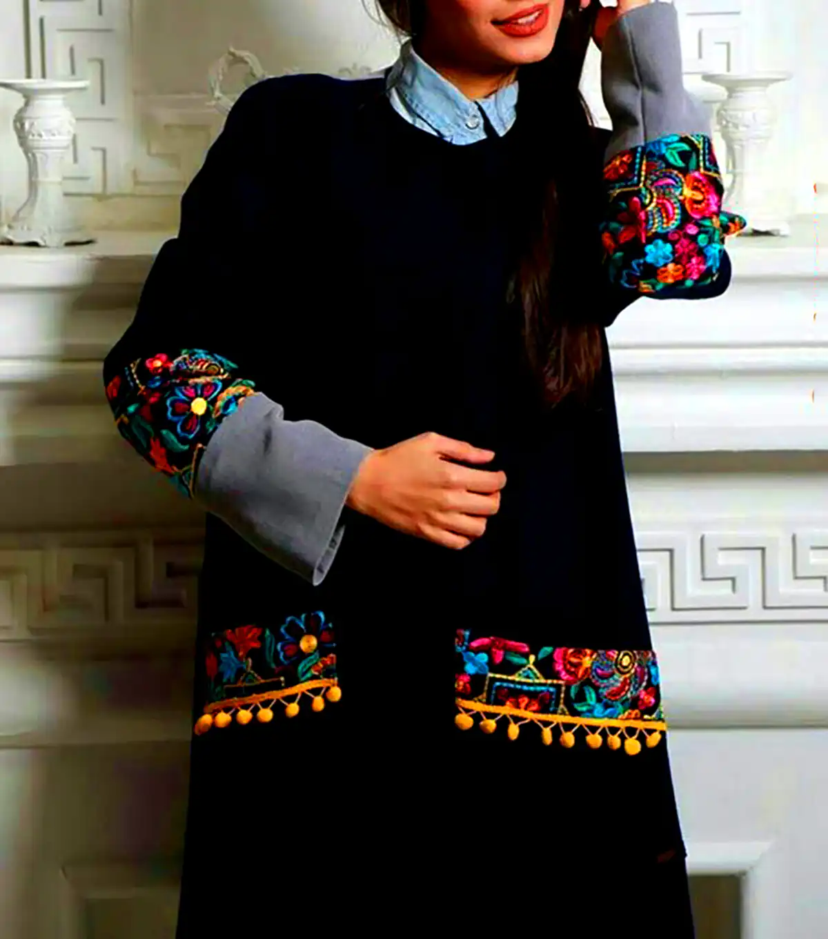 مانتو مشکی قزن دار