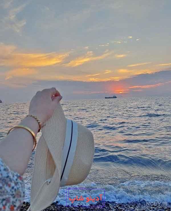 55 عکس دست عاشقانه و رمانتیک برای پروفایل و اینستاگرام