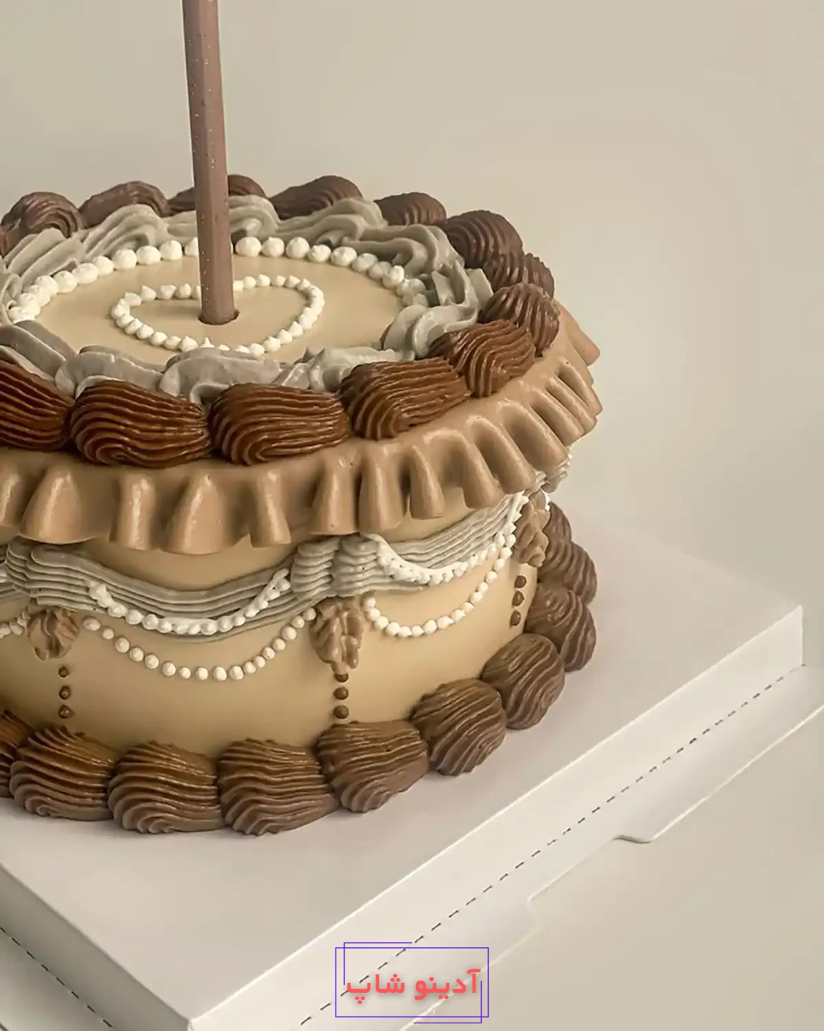 عکس کیک تولد دخترانه لاکچری کرمی