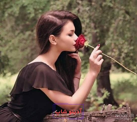 ژست عکس با گل 1403 | ایده عکاسی با دسته گل، گلدان و طبیعت مخصوص