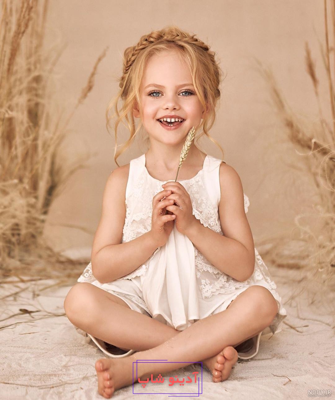 ژست عکس کودک + ایده و مدل عکاسی کودکانه - اتلیه کودک روژه
