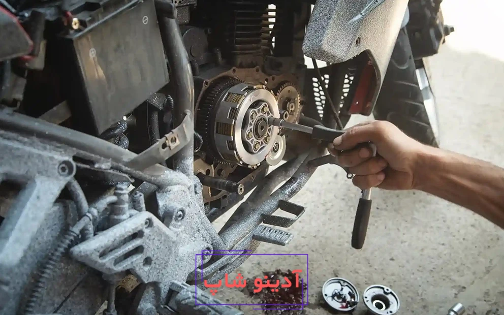 چرا دیسک کلاچ موتور خراب می‌شود
