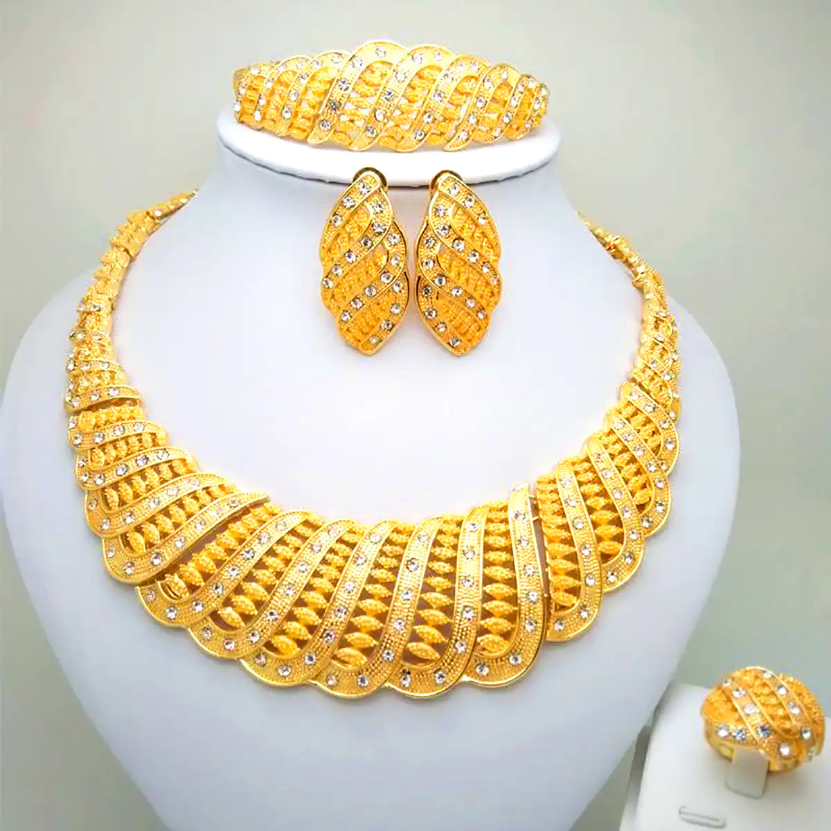 سرویس طلای سنگین وزن