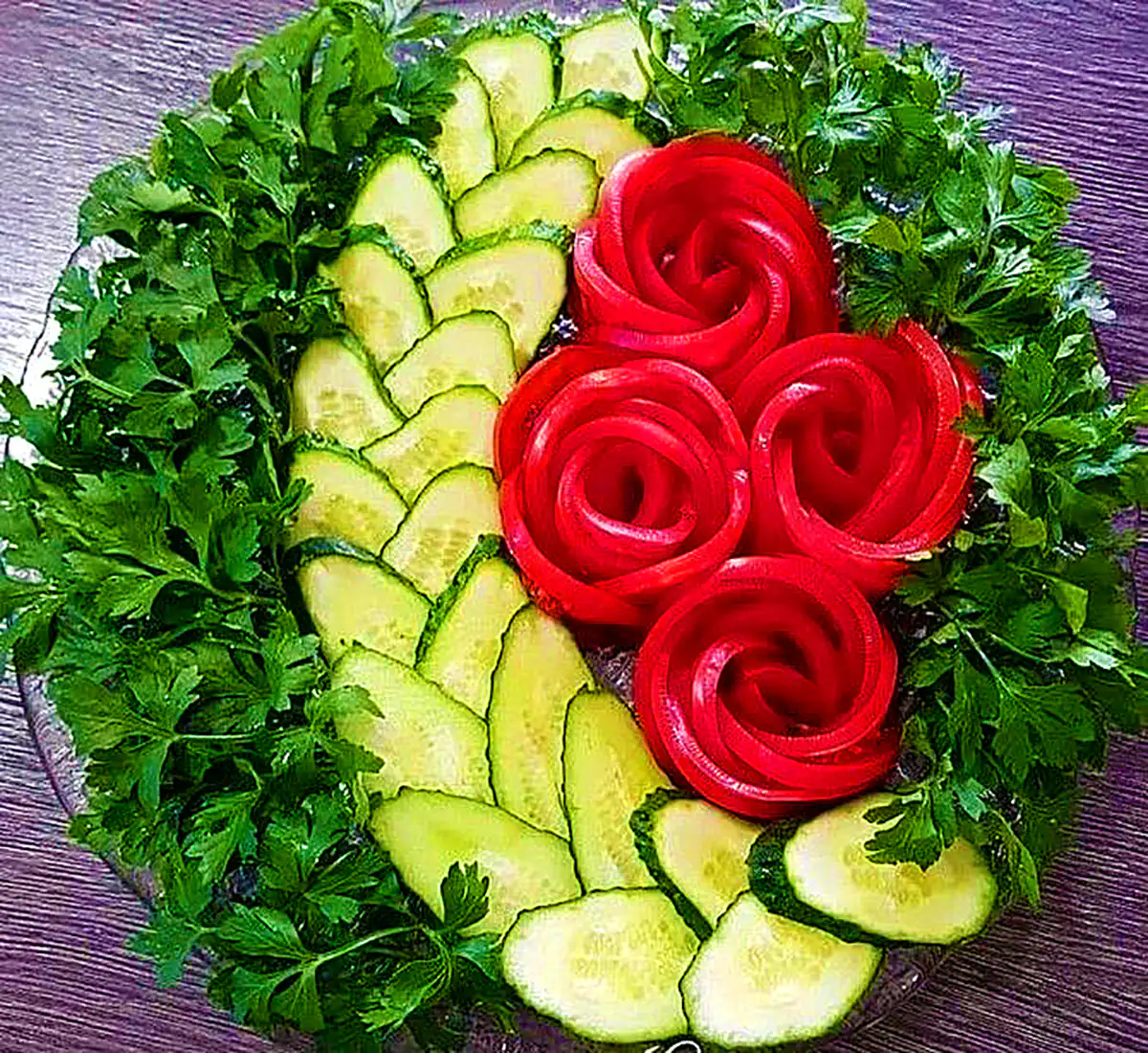 دیزاین خیار و گوجه مجلسی