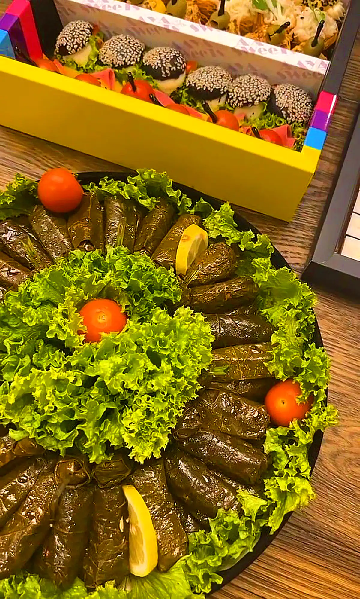 دلمه برگ مو مجلسی و خوشمزه