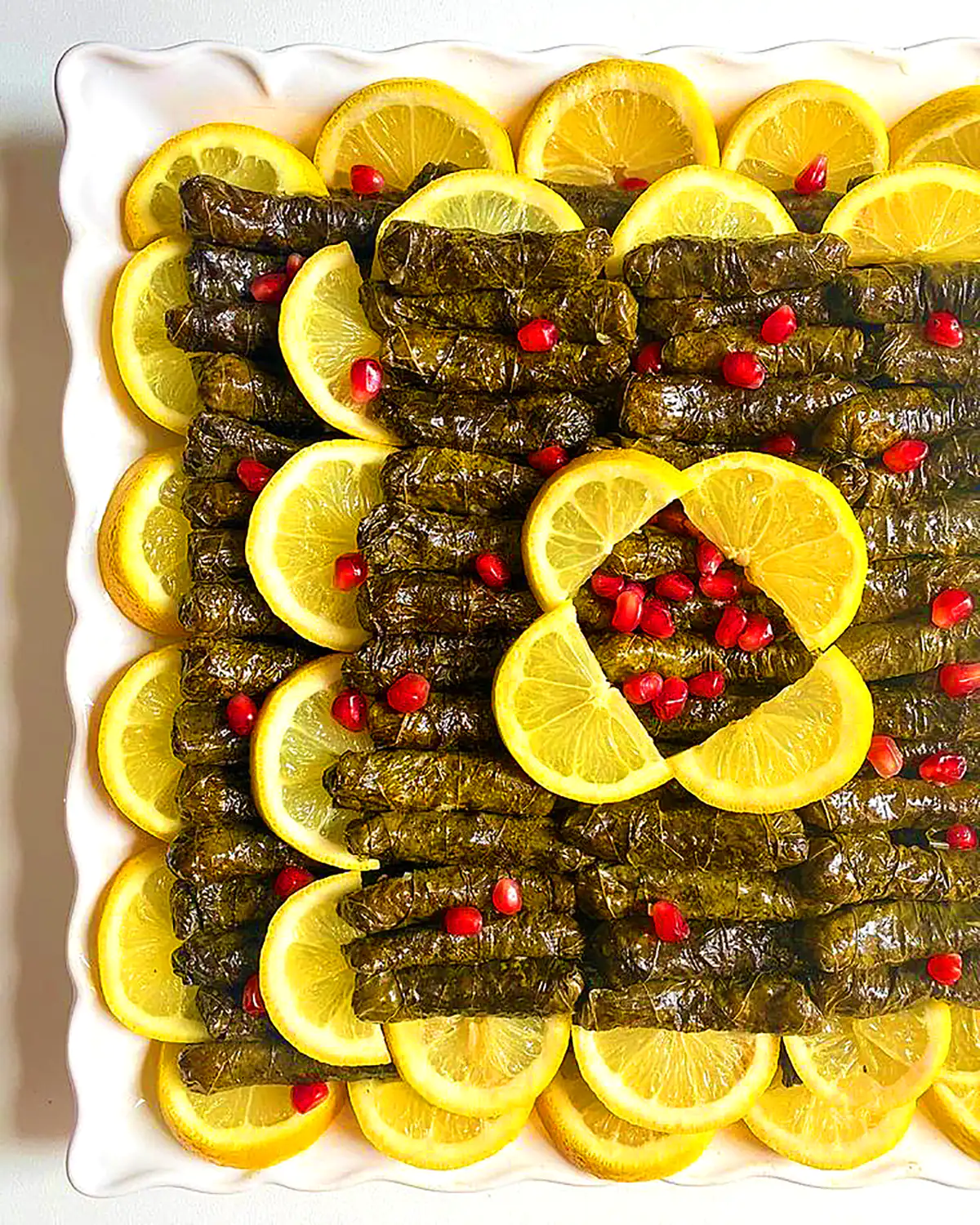 دلمه برگ مو مجلسی و خوشمزه