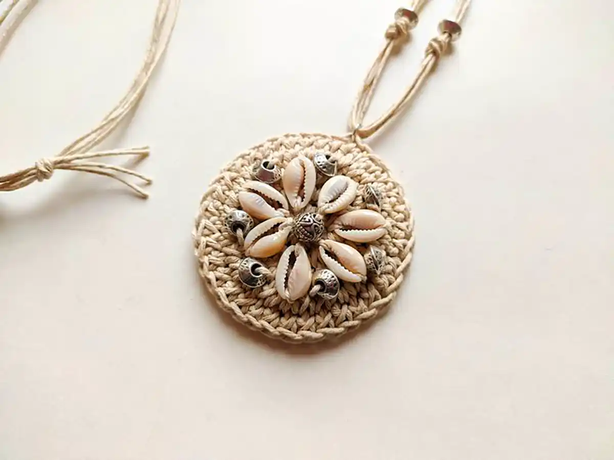 گردنبند سنتی صدفی
