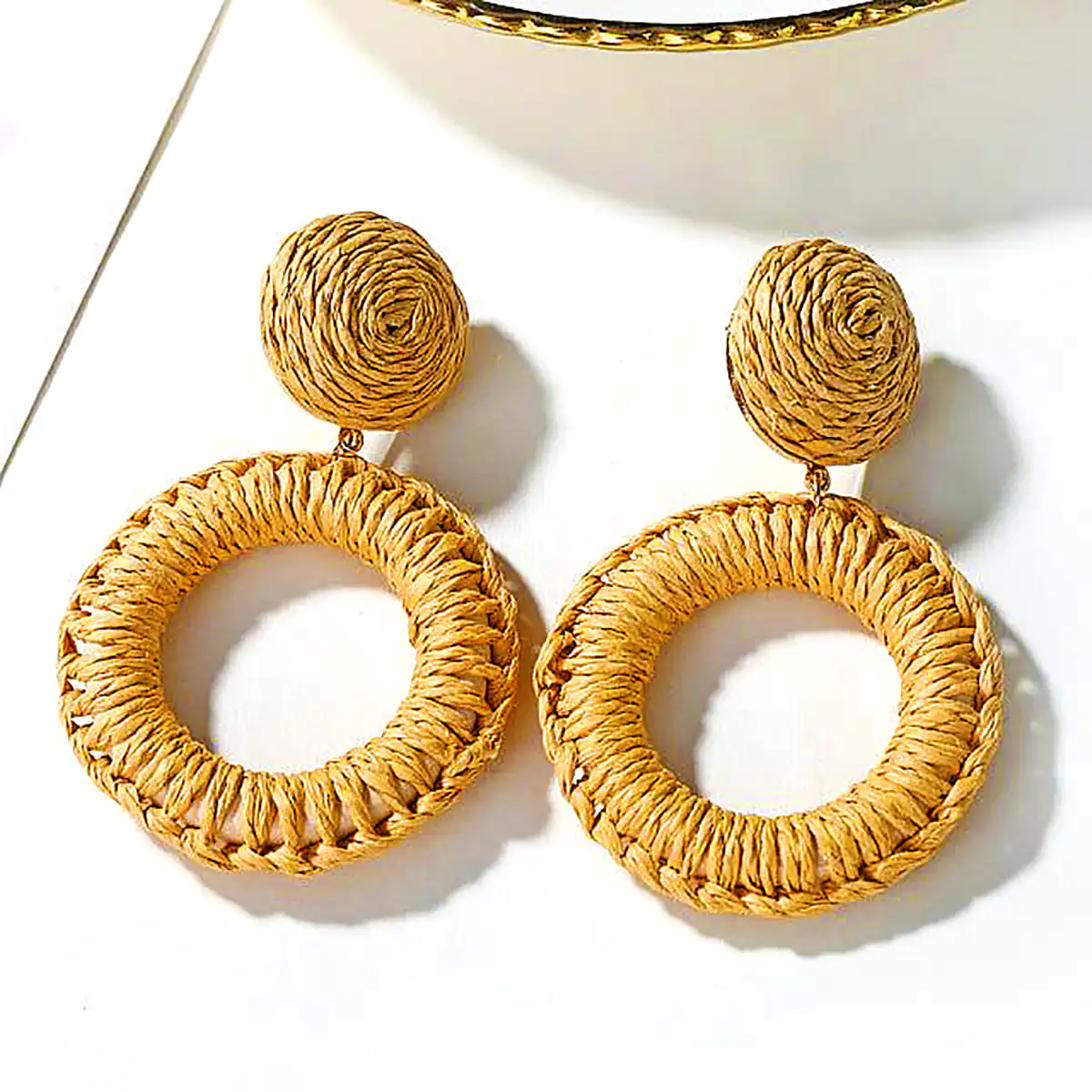 گوشواره حصیری گرد
