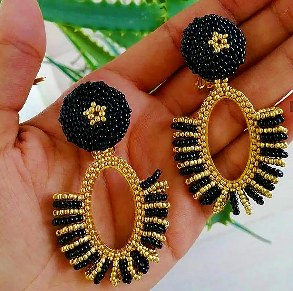 گوشواره رنگی و خلاقانه مهرهای