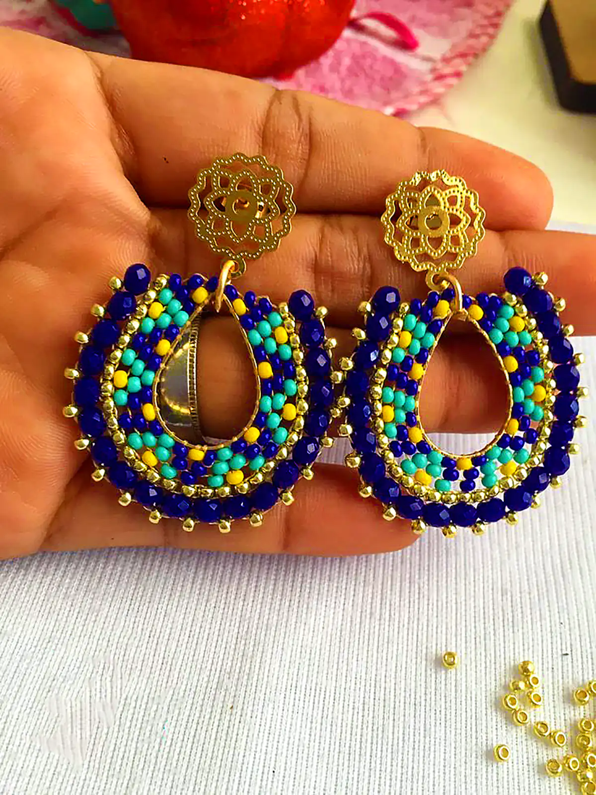 گوشواره رنگی و خلاقانه مهرهای
