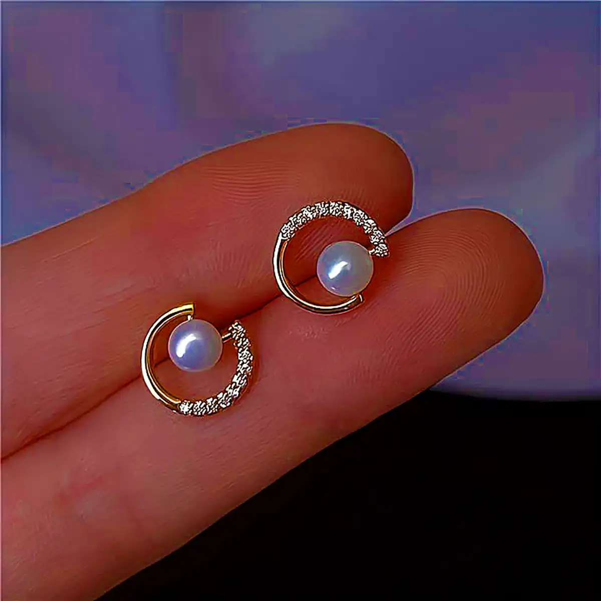 گوشواره طلای کوچک مینیمال