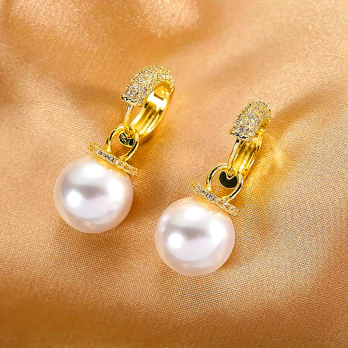 گوشواره طلای کوچک مینیمال