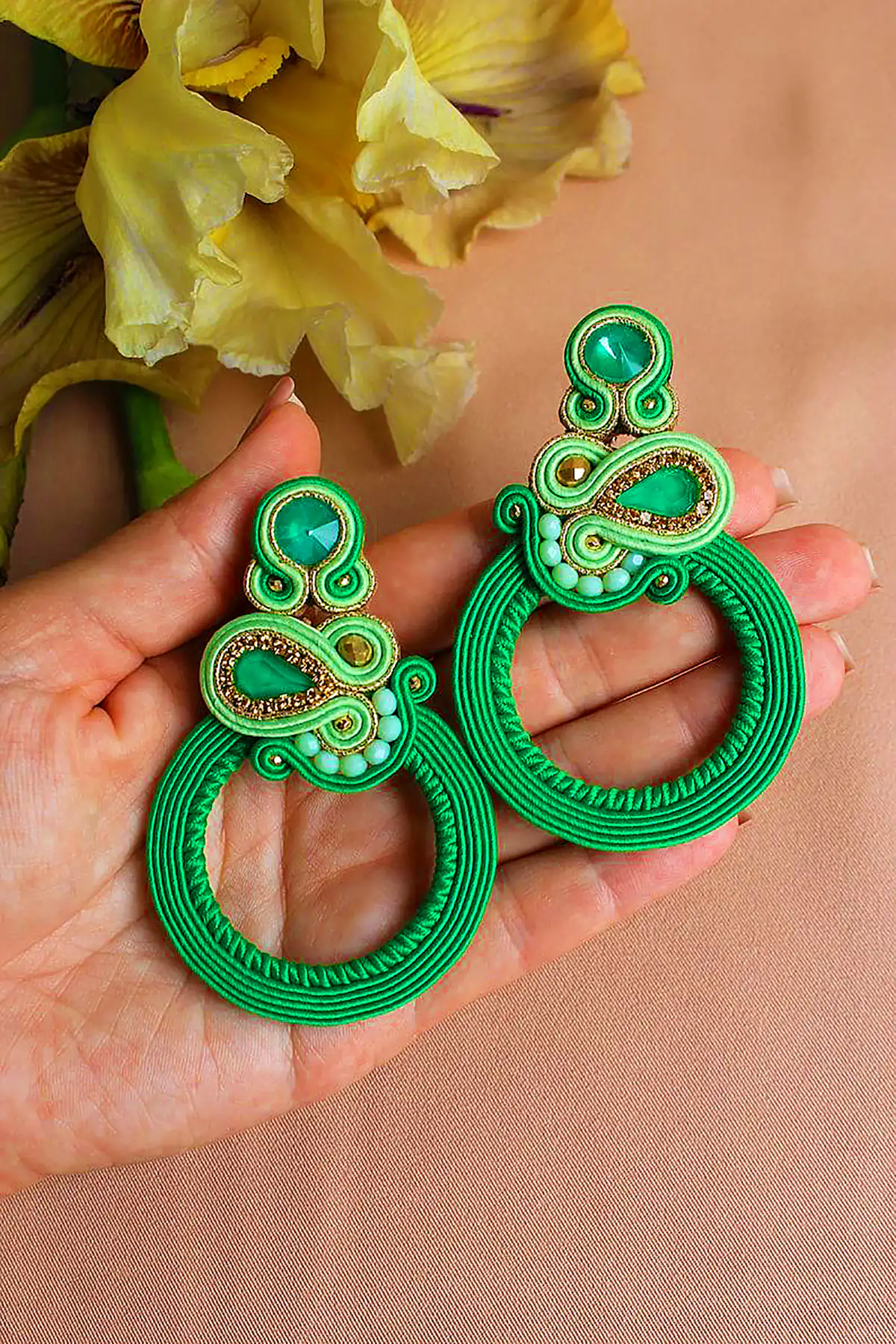 گوشواره سوتاچ دستساز و جذاب