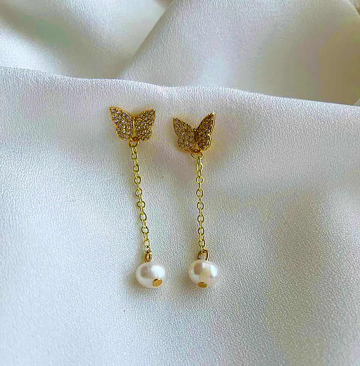 گوشواره سواروسکی پروانهای