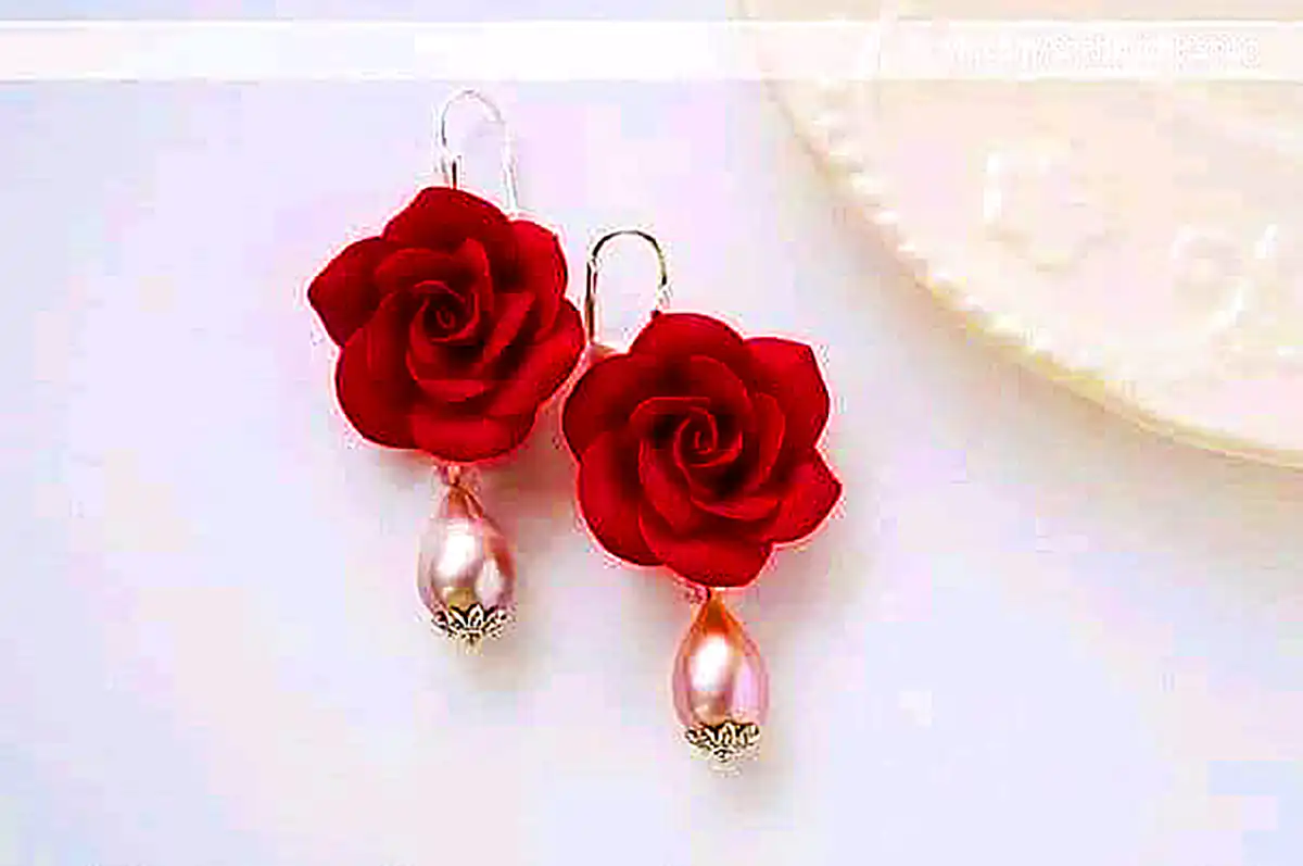 گوشواره گل خمیری