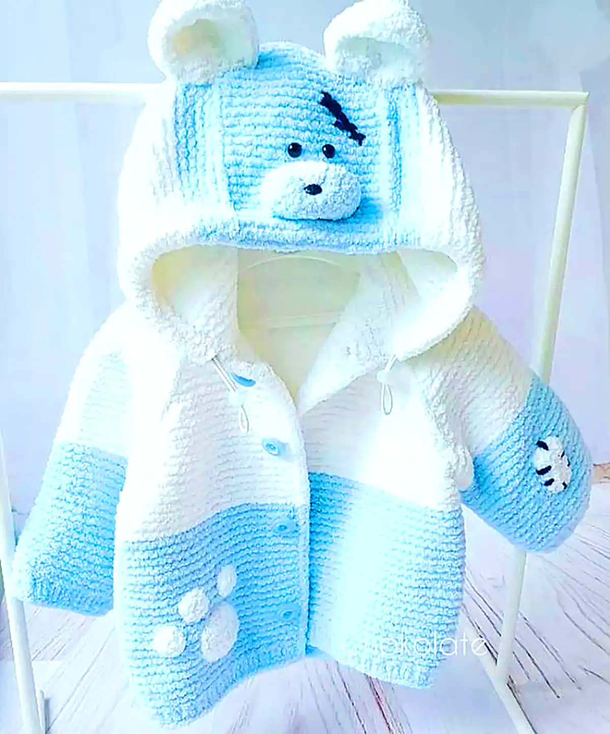 ژاکت بافتنی بچگانه