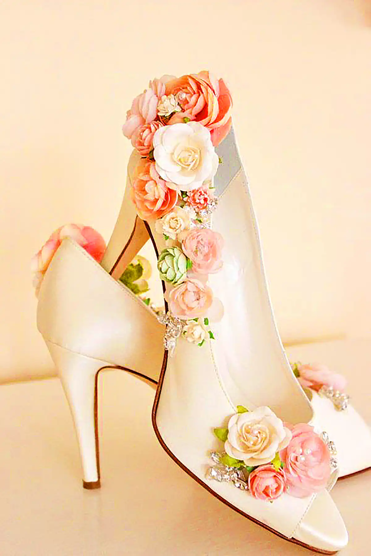 کفش پاشنه بلند عروسکی