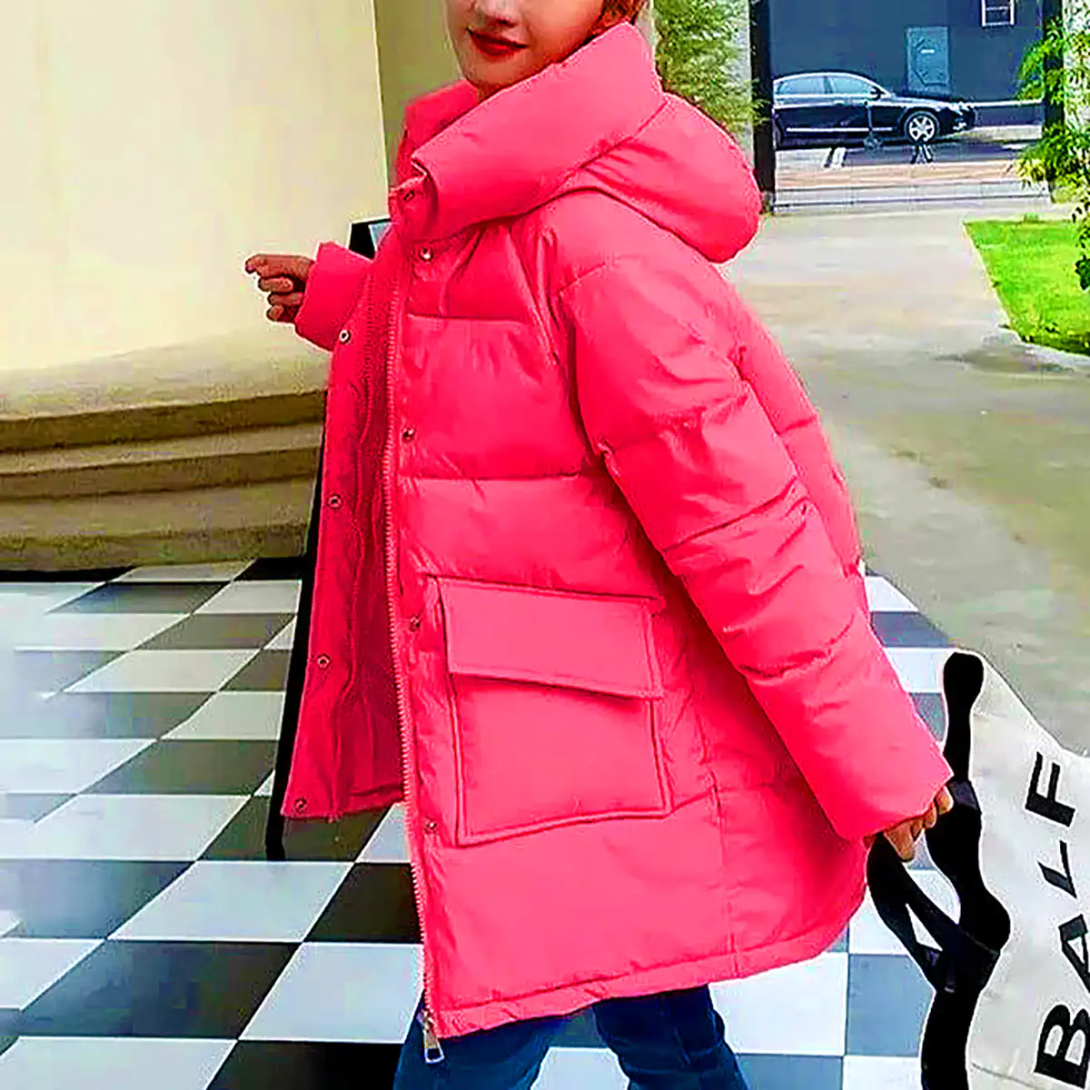 کاپشن پفی صورتی