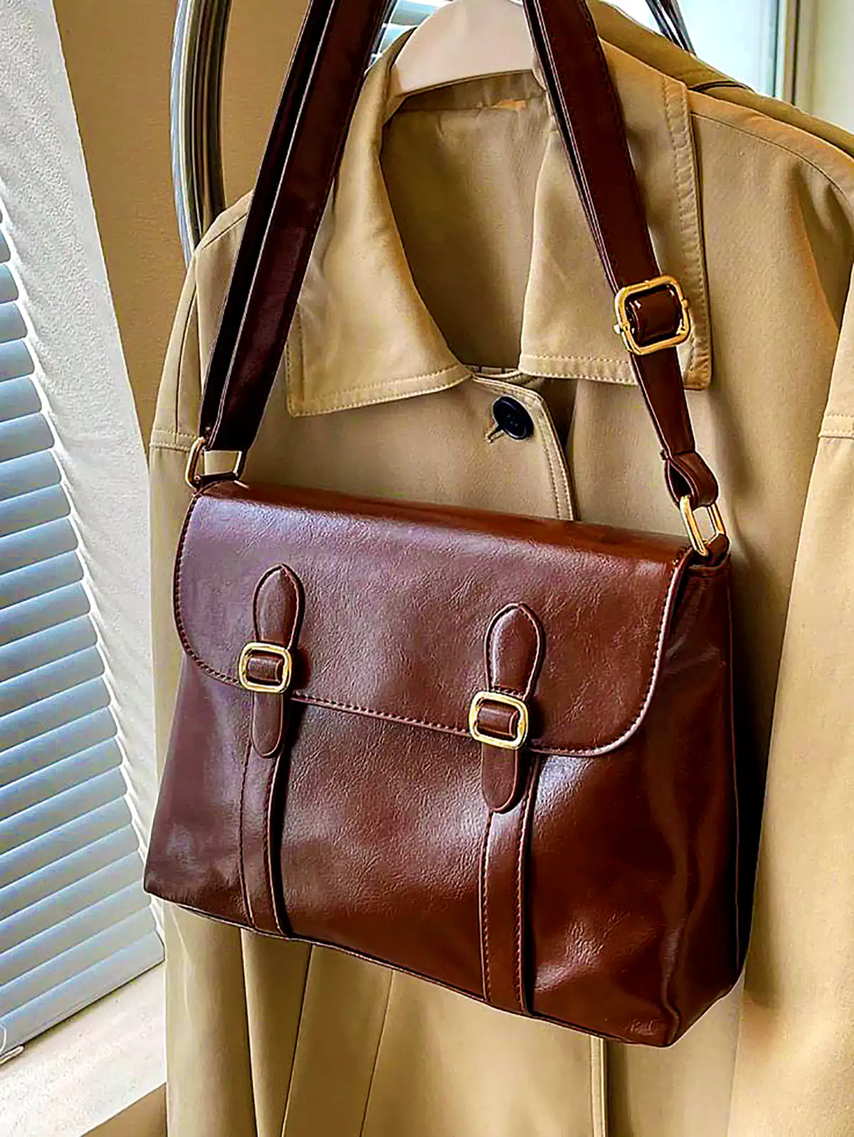 کیف چرم قهوهای سوخته