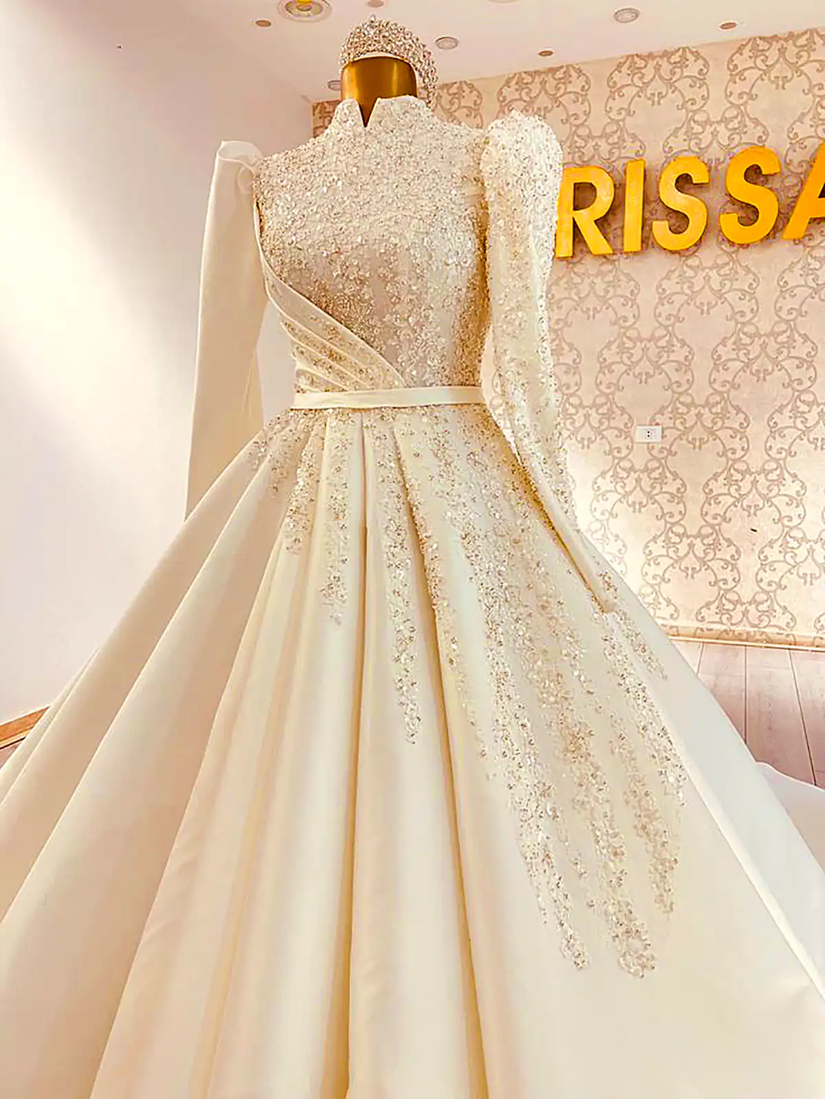لباس عروس پفی پرنسسی