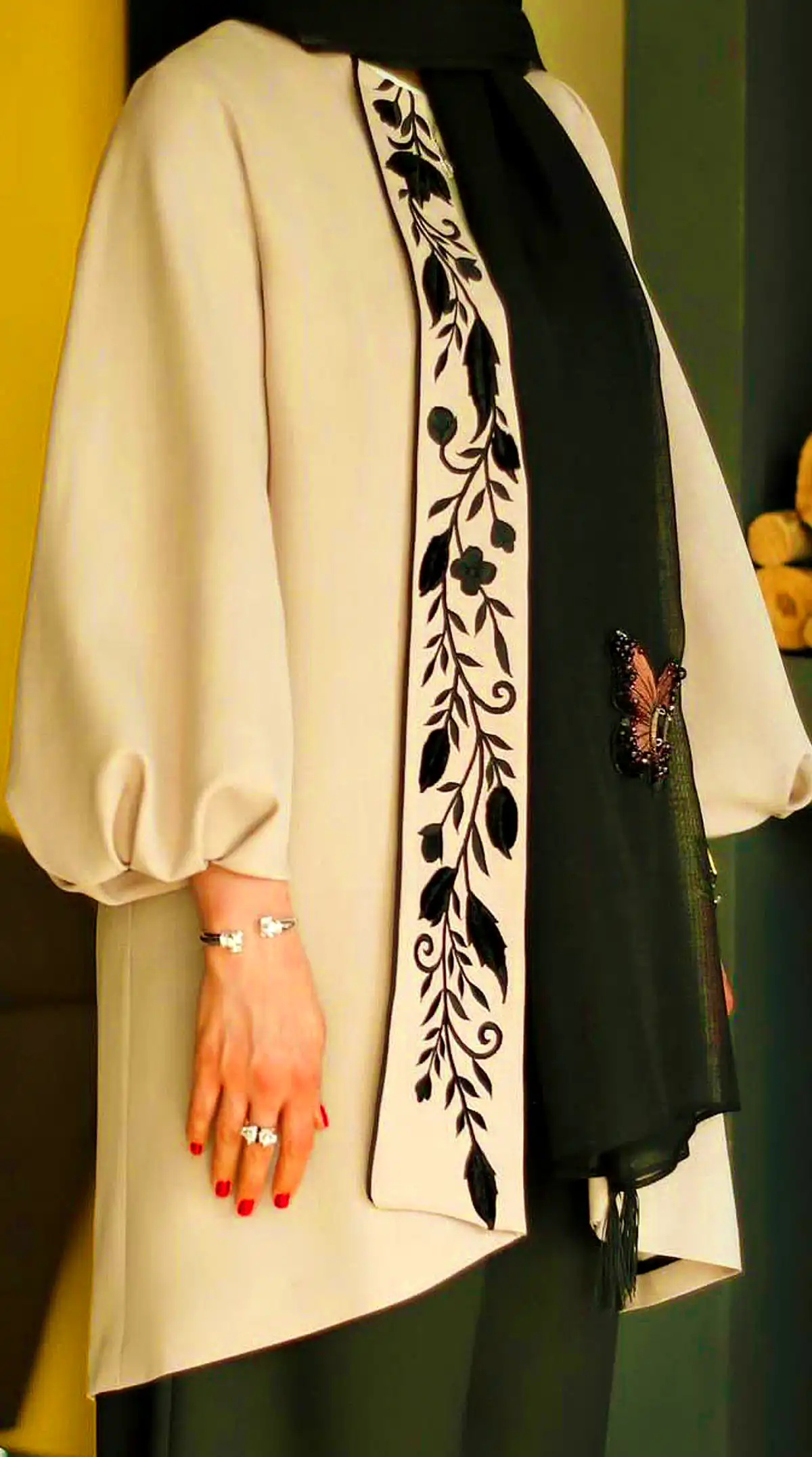 مانتو ساده و شیک زنانه