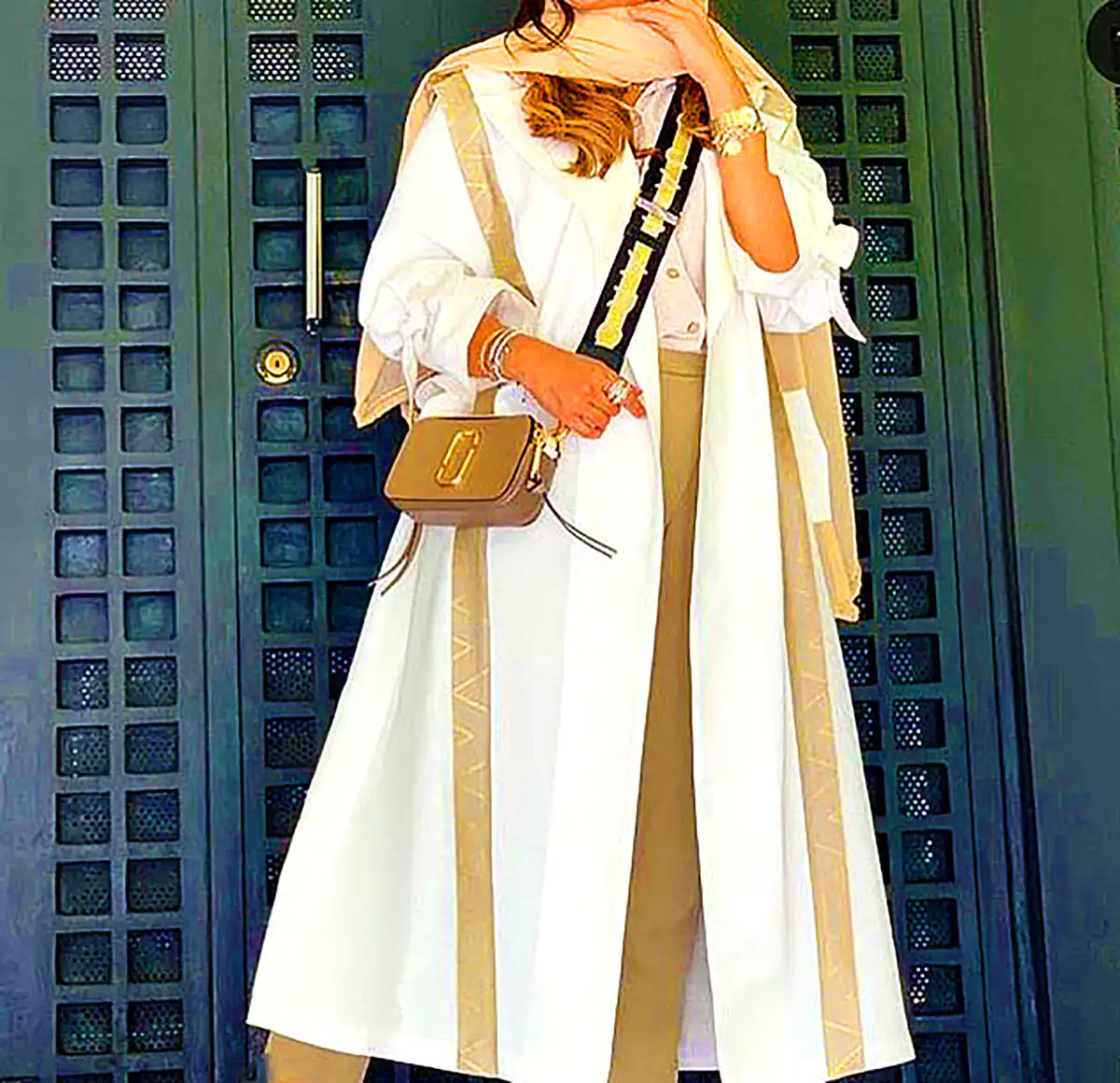 مانتو نخی پائیزی خنک 