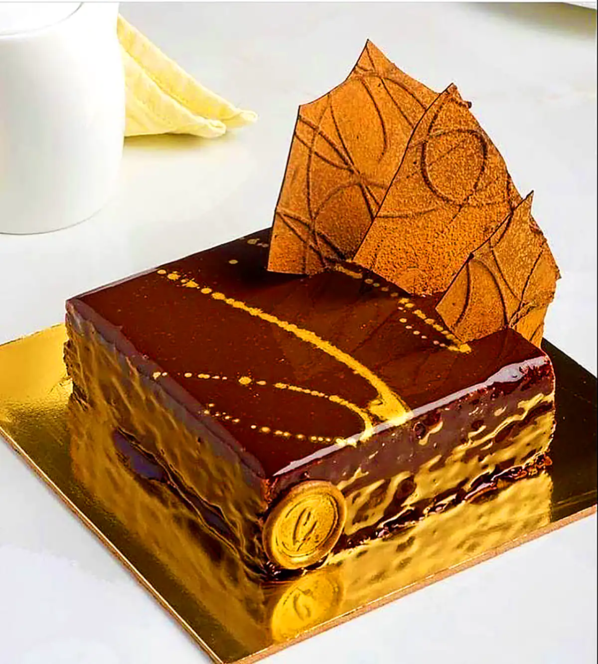مینی کیک شکلاتی مغزدار