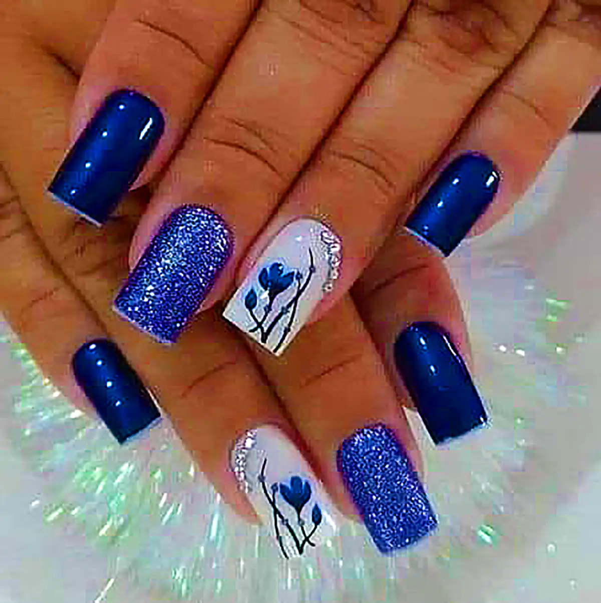 ناخن اسپرت و شیک سرمهای