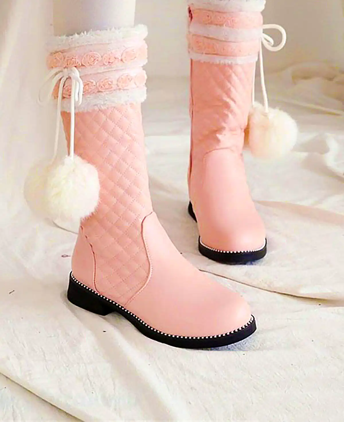 نیم بوت شیک صورتی