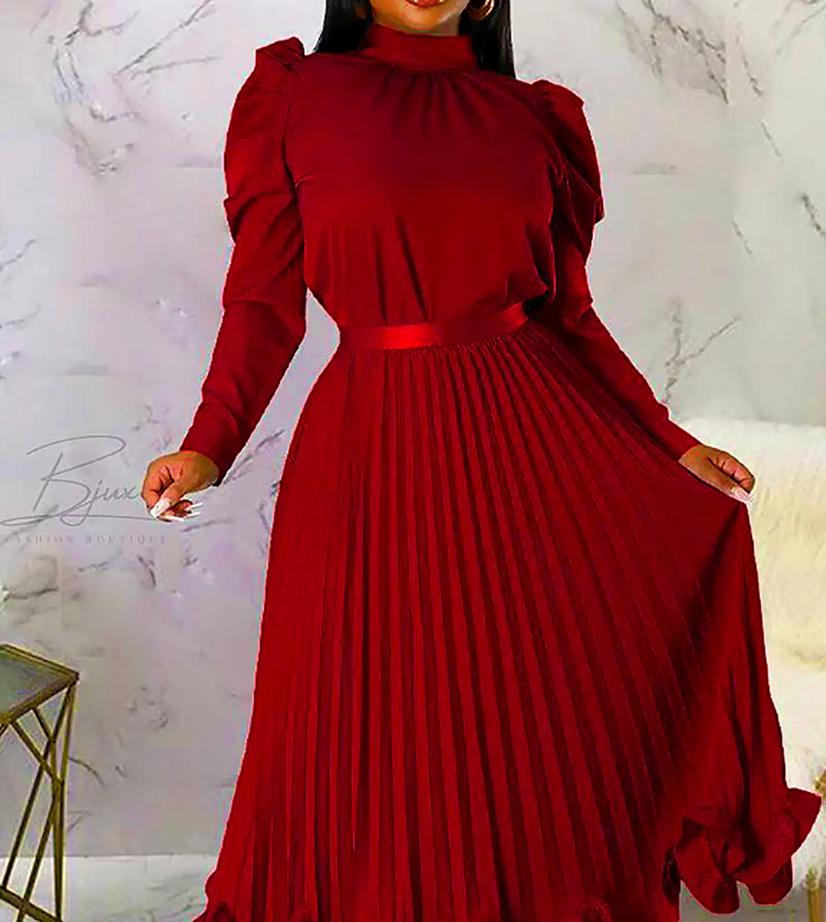 پیراهن یقه گرد قرمز زنانه