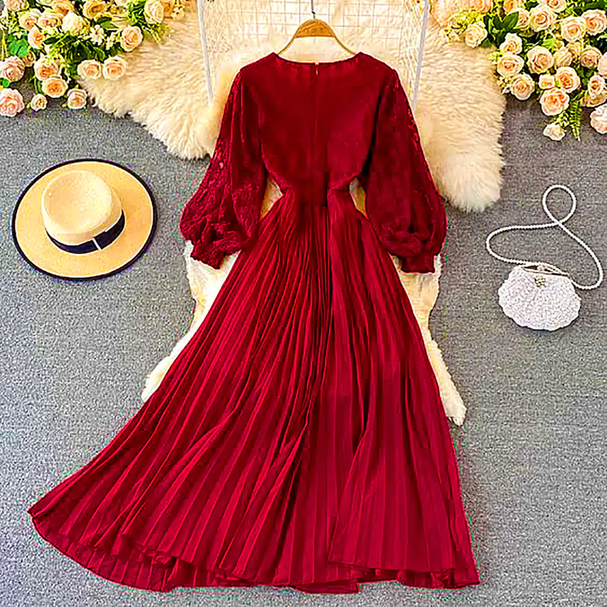 پیراهن یقه گرد قرمز زنانه
