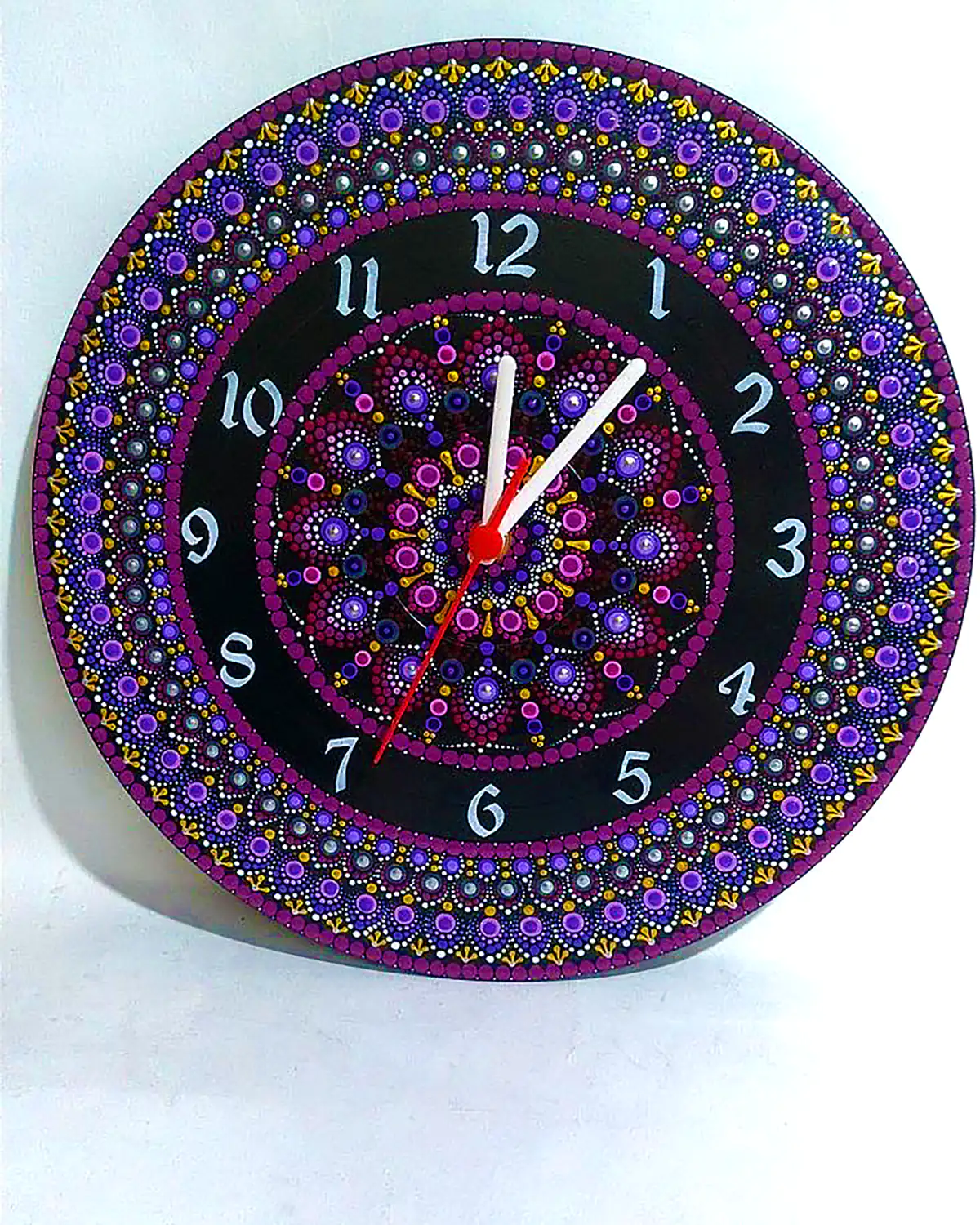 ساعت دیواری رنگی شیک