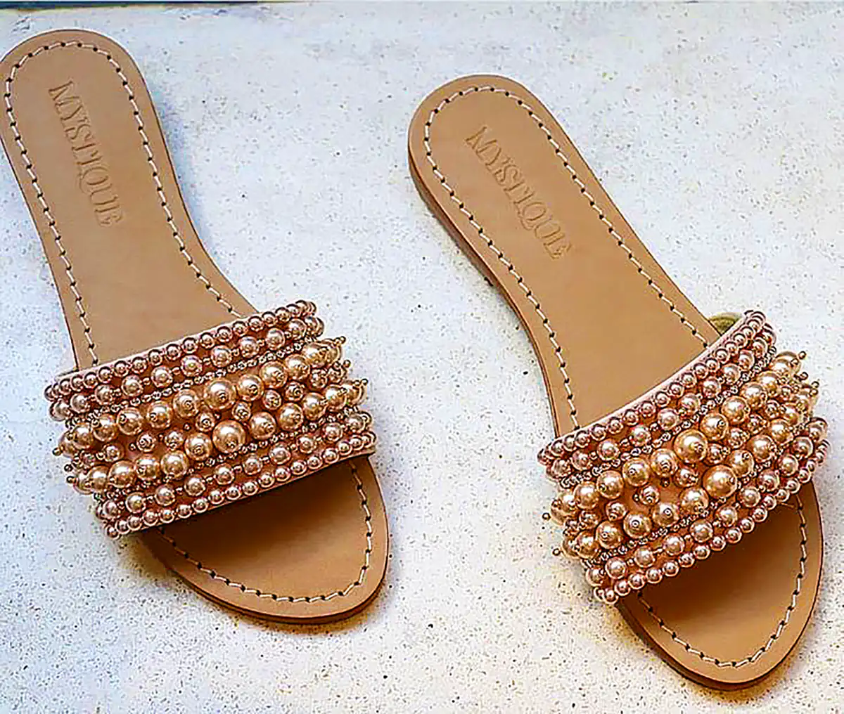 صندل شیک مرواریدی
