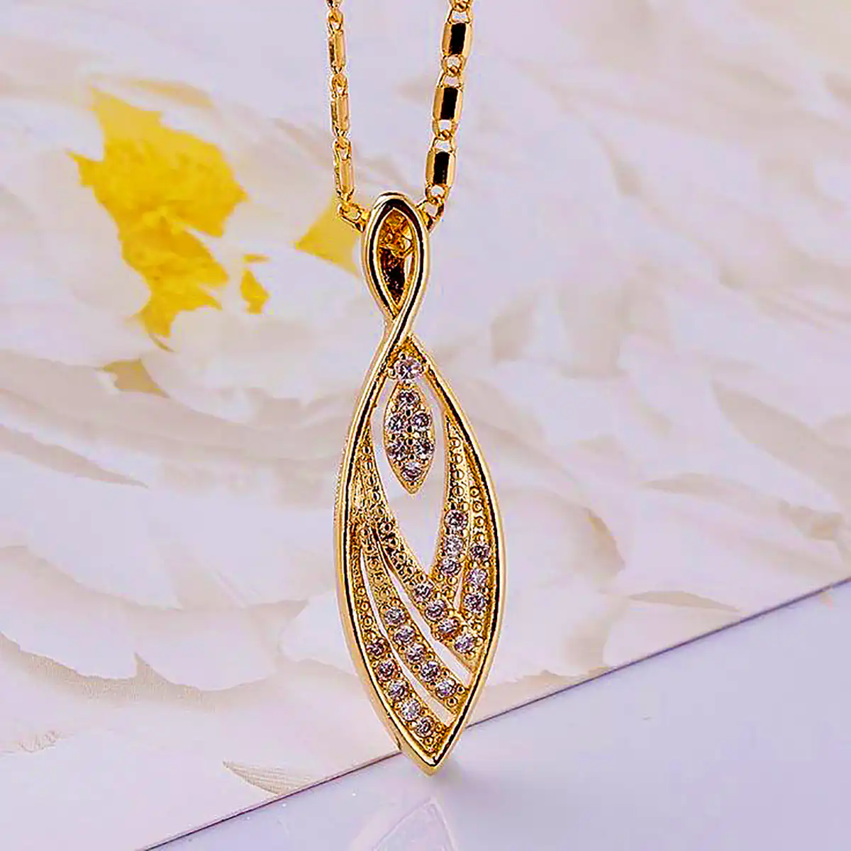 توگردونی نگینی طلا