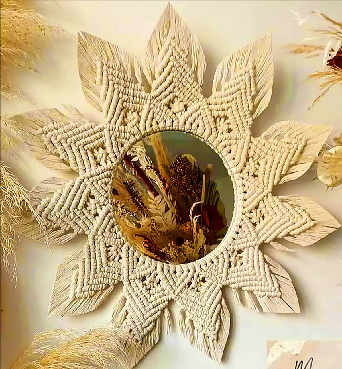 آینه مکرومه خورشیدی