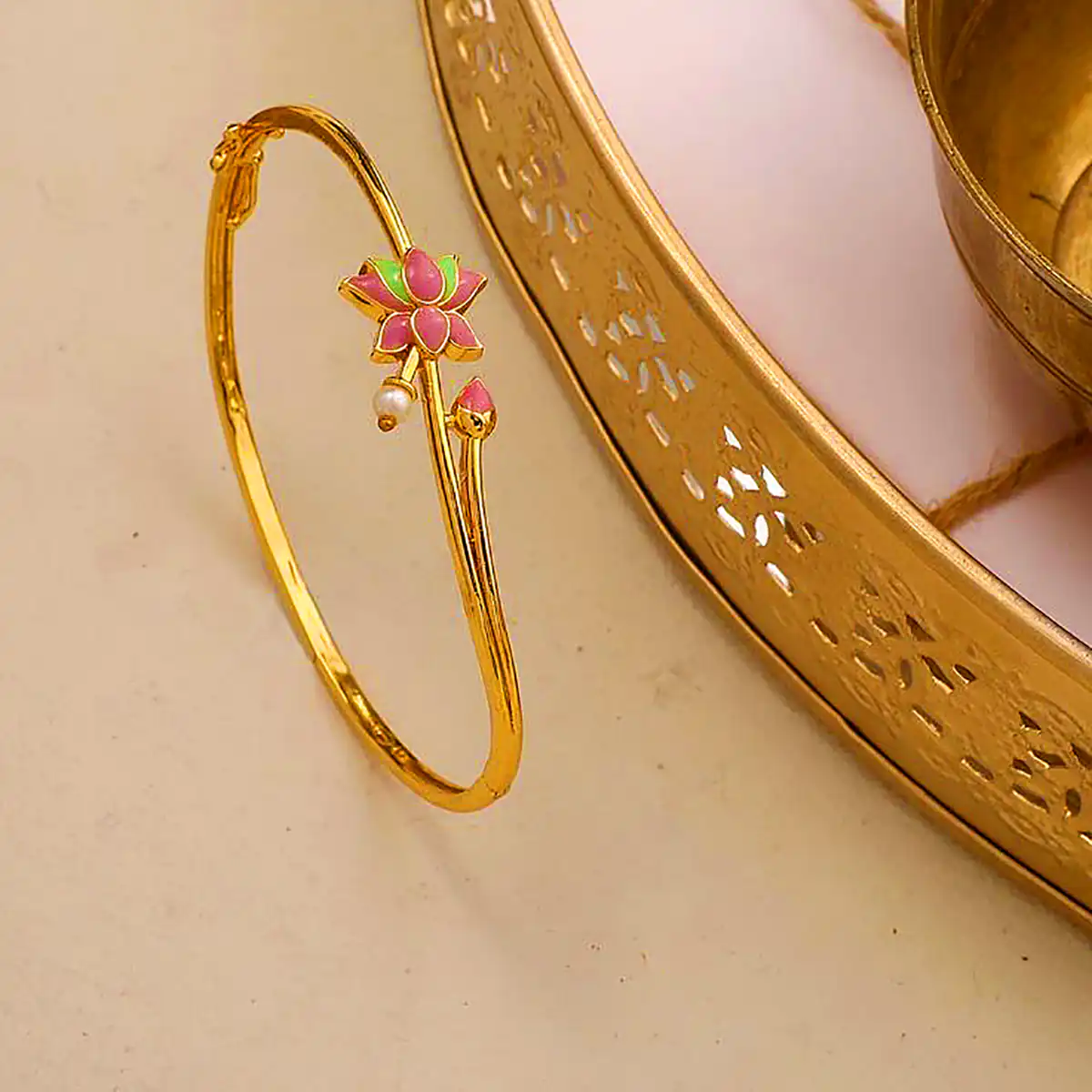 النگو طلا مدرن
