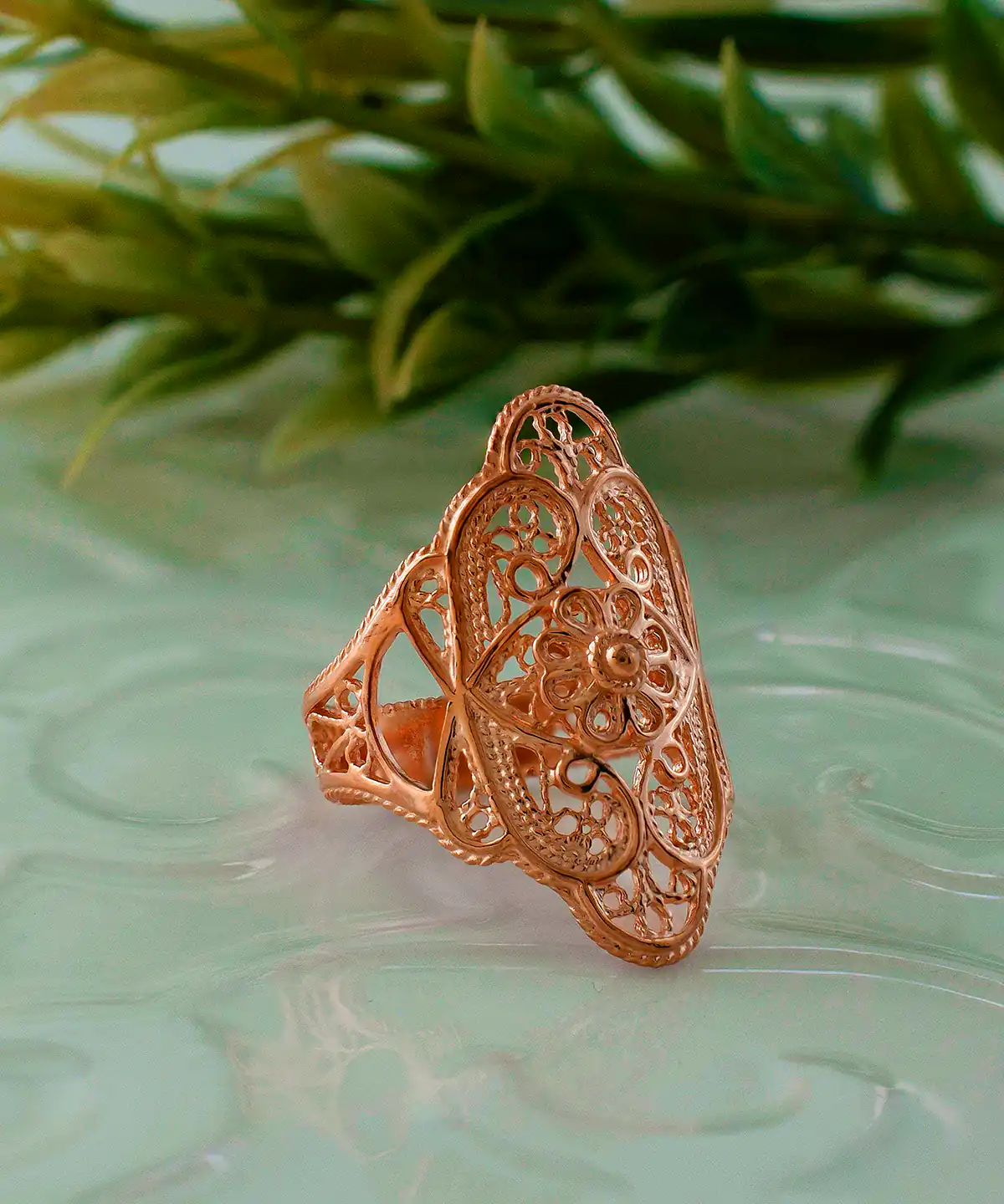 انگشتر ژورنالی لاکچری و لوکس طلا