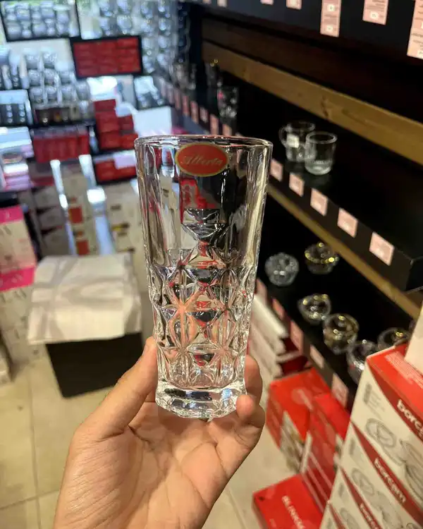 انواع لیوان پذیرایی + انواع لیوان پذیرایی برای نوشیدنیهای خاص یا تزئین میز