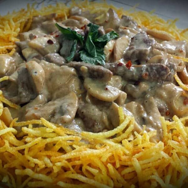 طرز تهیه بیف استراگانف نواب ابراهیمی طرز تهیه بیف استراگانف ساناز سانیا طرز تهیه بیف استروگانف با پنیر پیتزا برای 4 نفر دونفره جواد جوادی