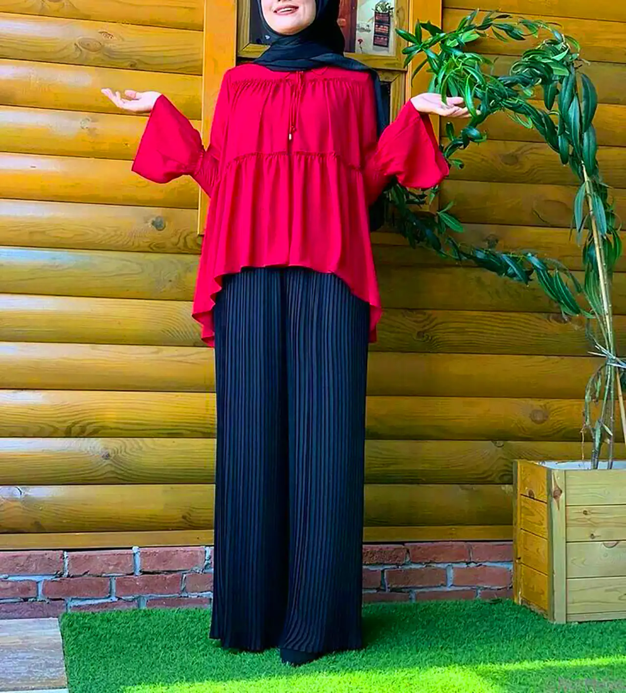 بلوز مدل دار مینیمال زنانه
