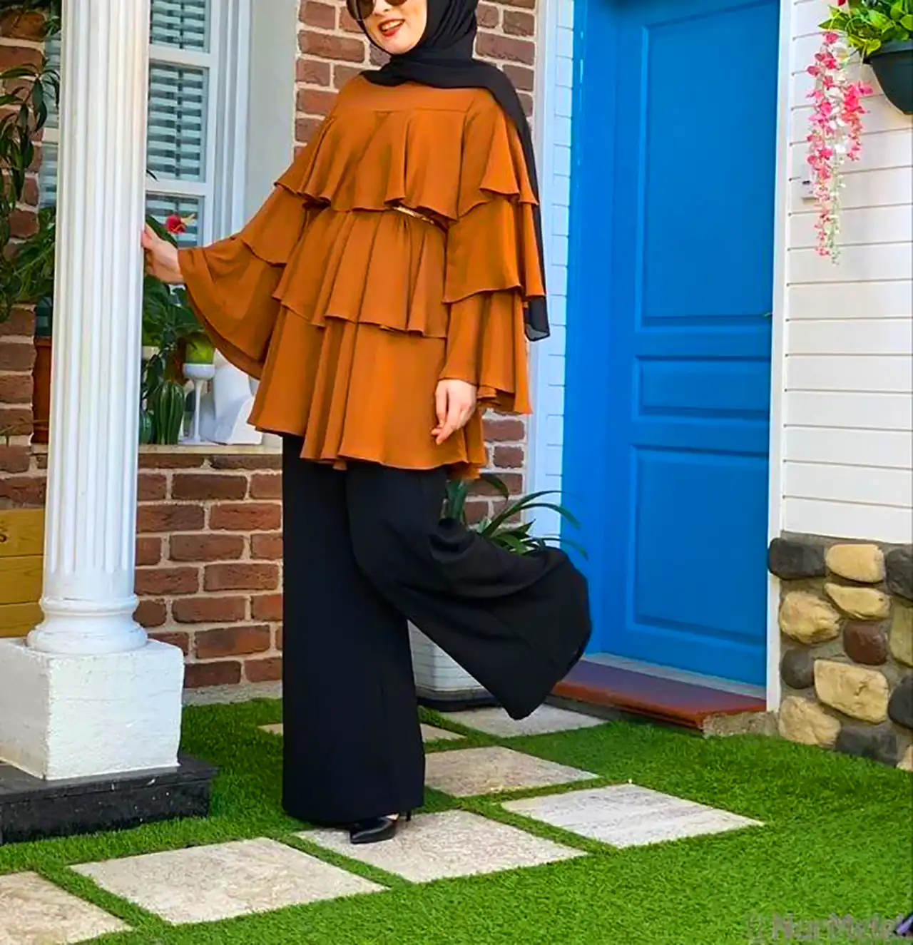 بلوز مدل دار مینیمال زنانه
