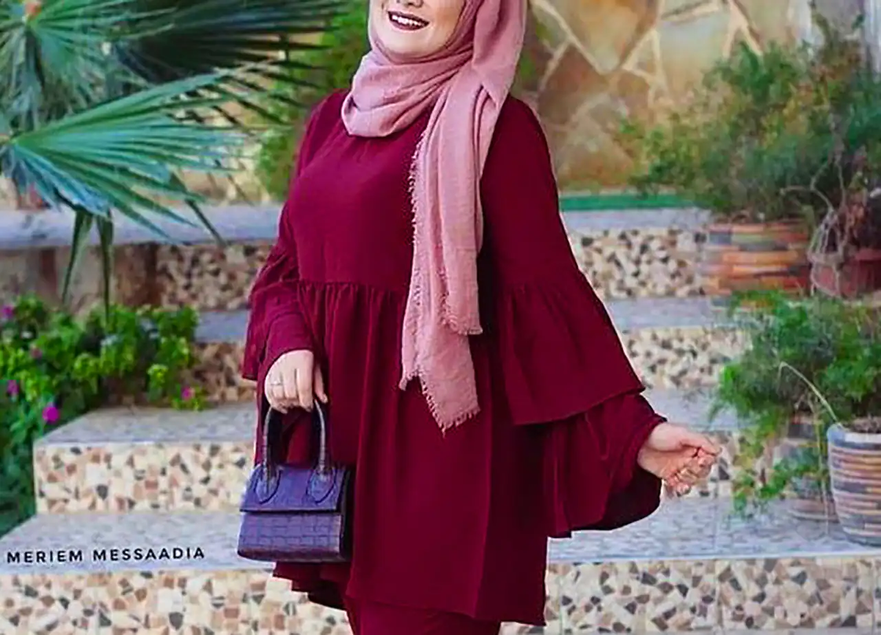 بلوز مدل دار مینیمال زنانه