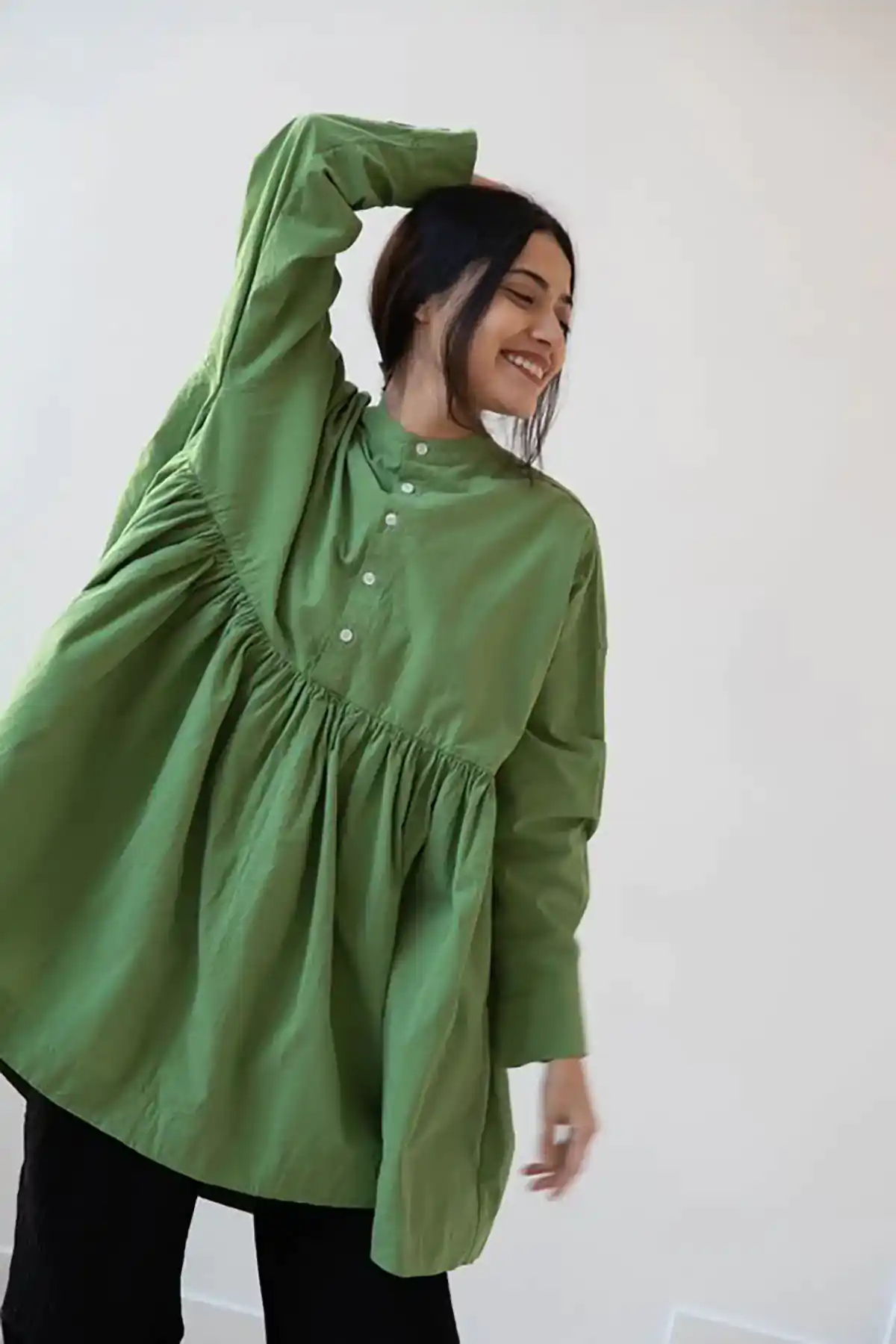 بلوز چین دار نخی زنانه