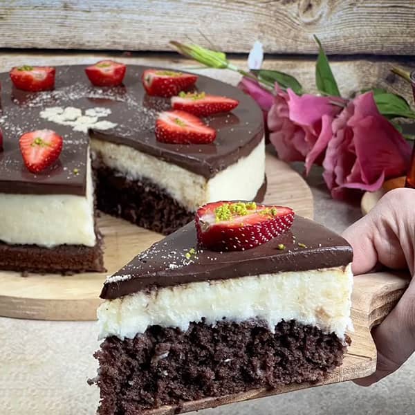 طرز تهیه کیک بونتی دستور پخت کیک بانتی مینا کیک