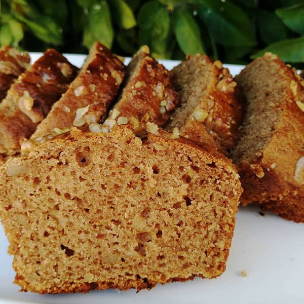 طرز تهیه کیک موز و گردو