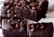 طرز تهیه کیک شکلاتی بدون آرد