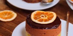 طرز تهیه کیک شکلاتی پرتقالی، مناسب پذیرایی در دورهمی‌ها